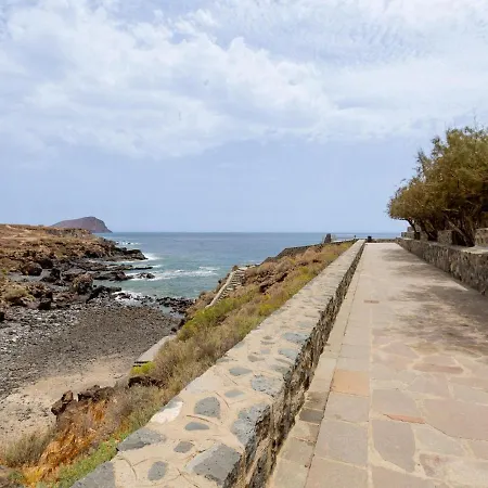 Rocas By The Ocean, Wifi And Sea View Los Abrigos
