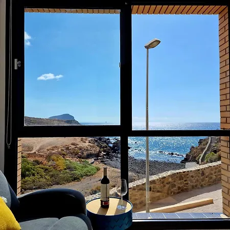 Rocas By The Ocean, Wifi And Sea View * Los Abrigos